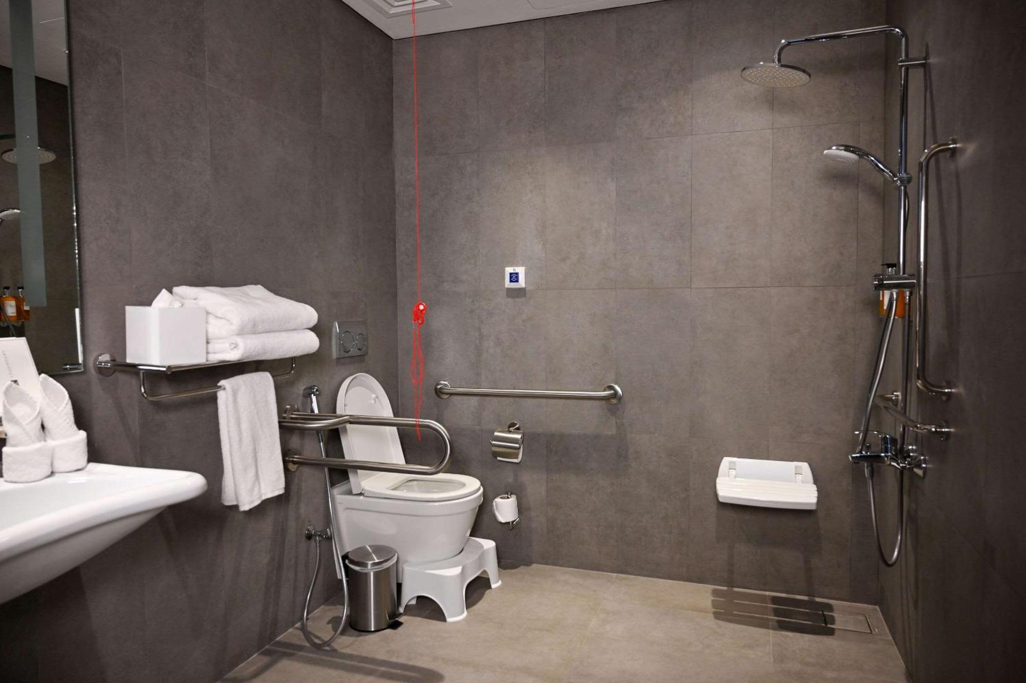 Comfort Hotel Riyadh Olaya Екстериор снимка