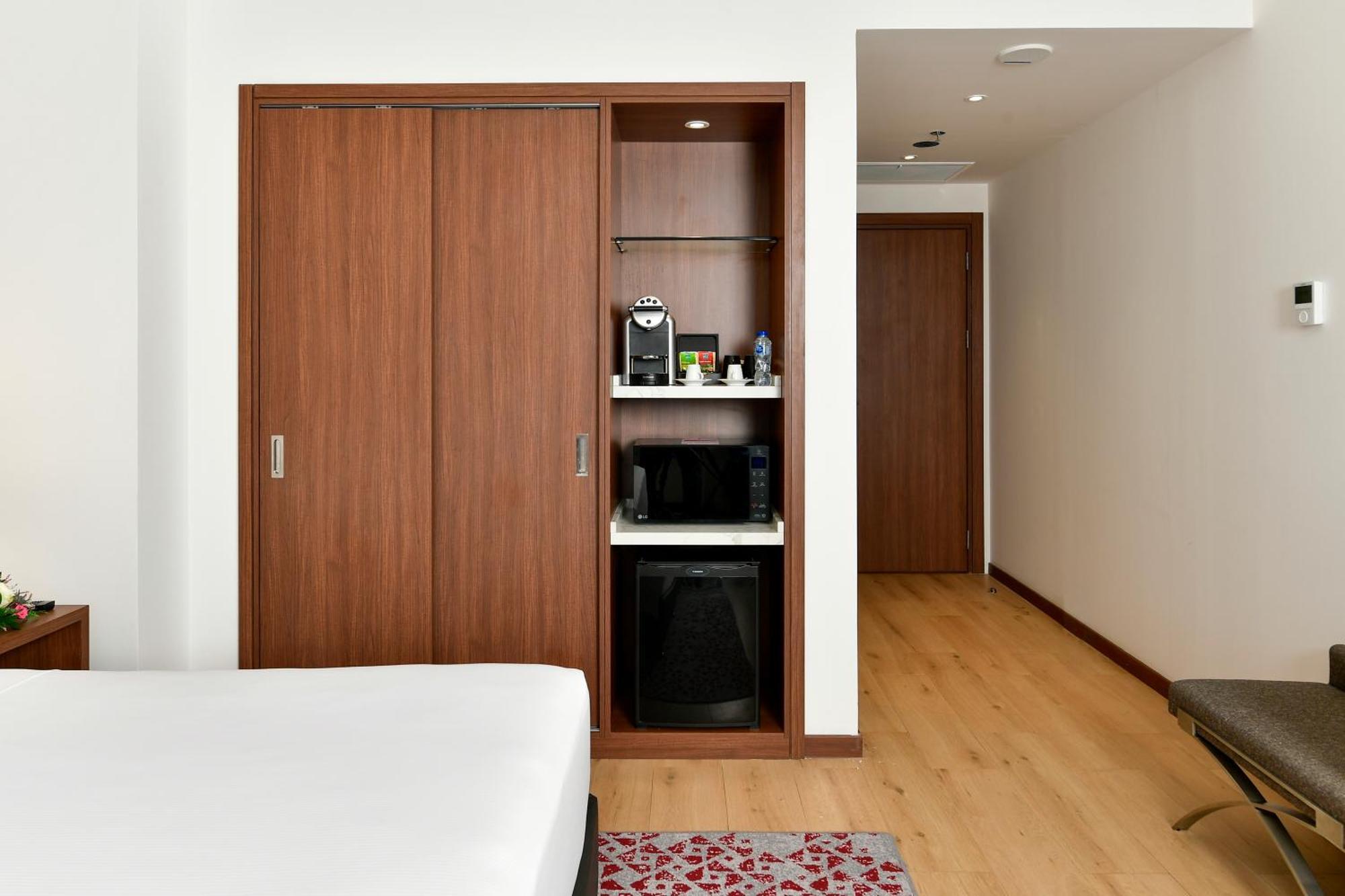 Comfort Hotel Riyadh Olaya Екстериор снимка