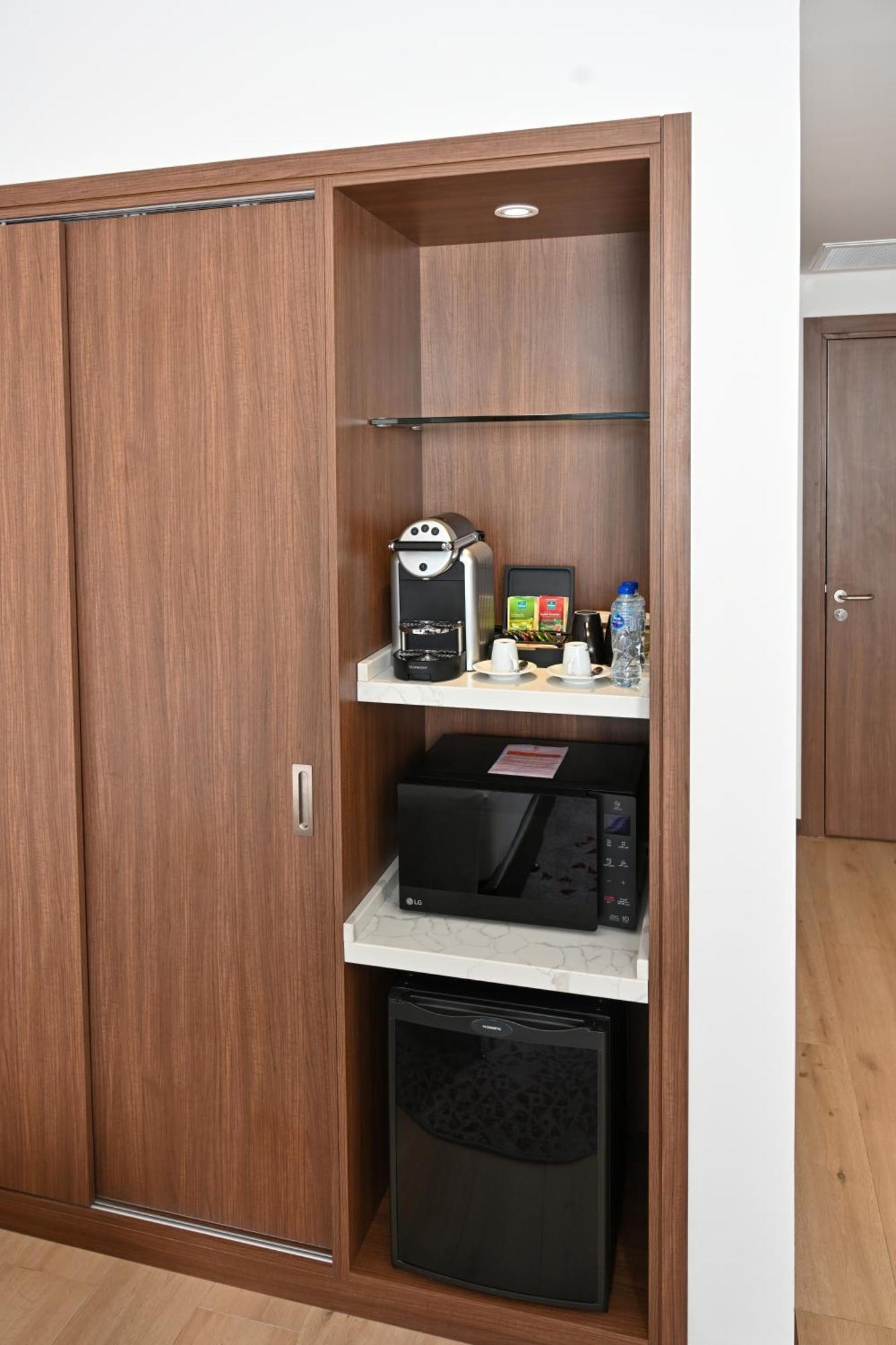 Comfort Hotel Riyadh Olaya Екстериор снимка